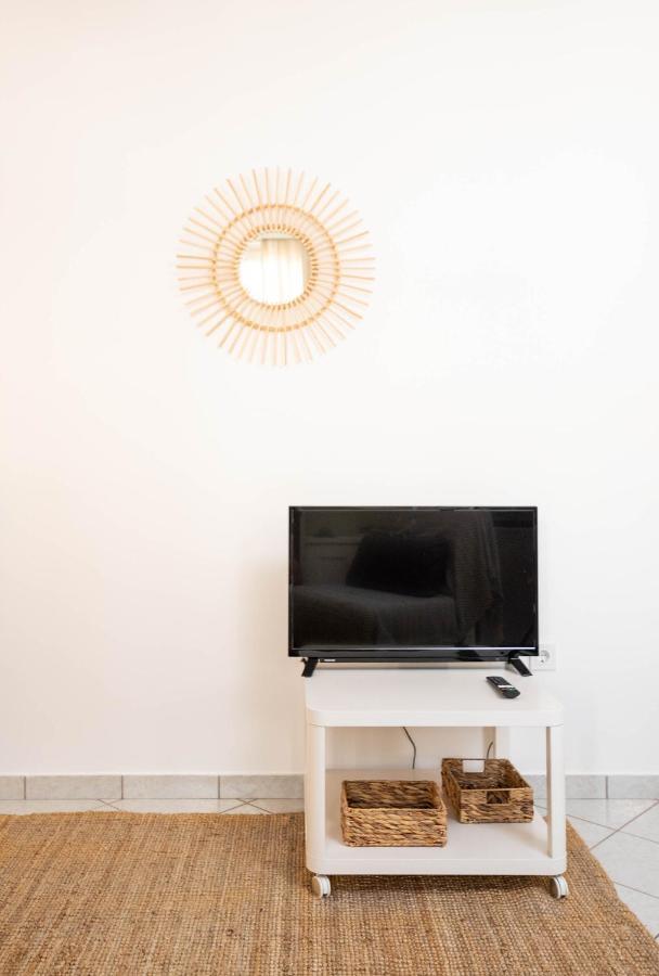 Pure Naxos - Central Complete Apartment Naxos City Exterior foto